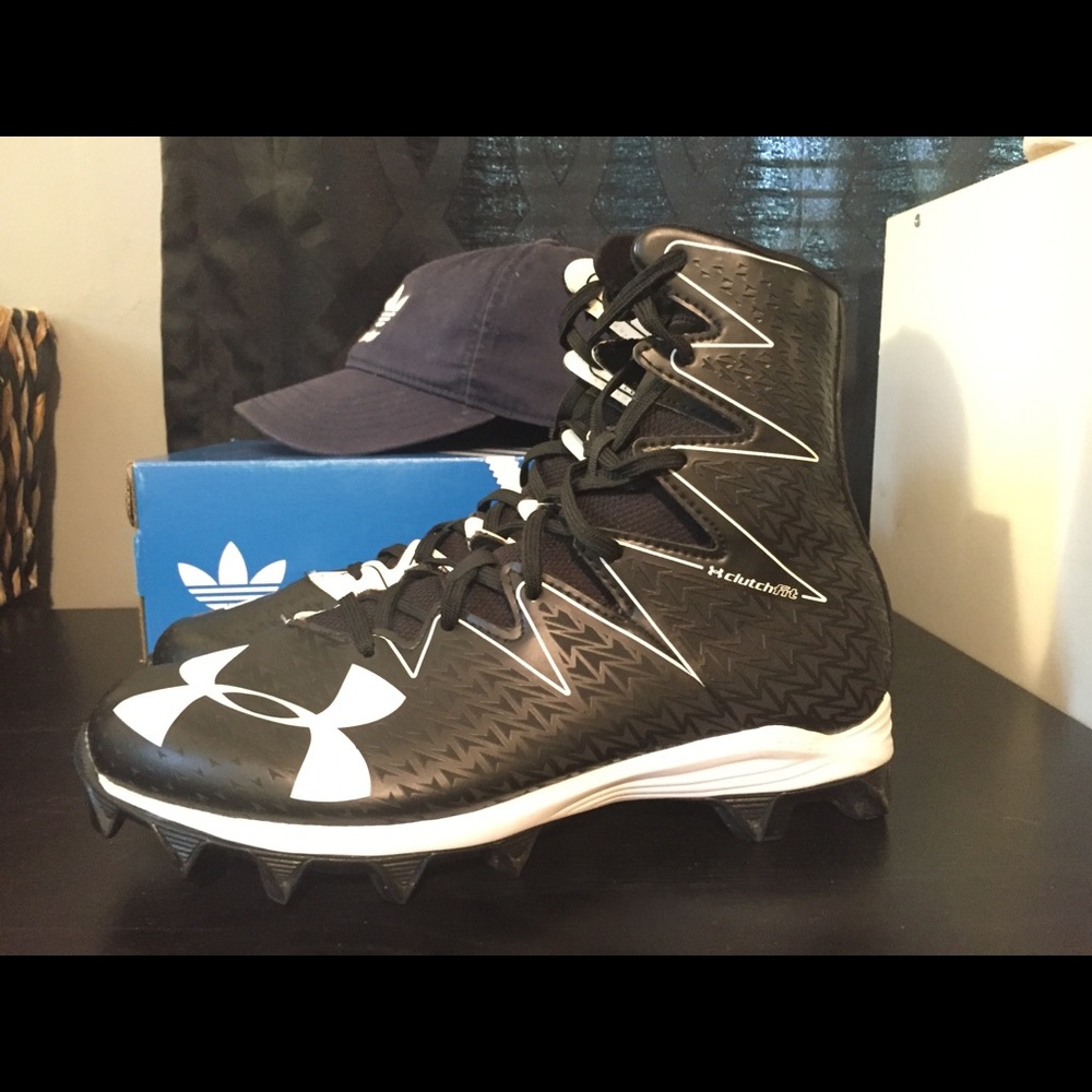 Under Armour Armor ClutchFit Football Cleats
